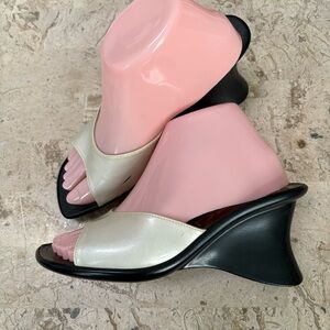 Elegant Open Toe Wedge Heel Sandal Made in Italy Size 38-8